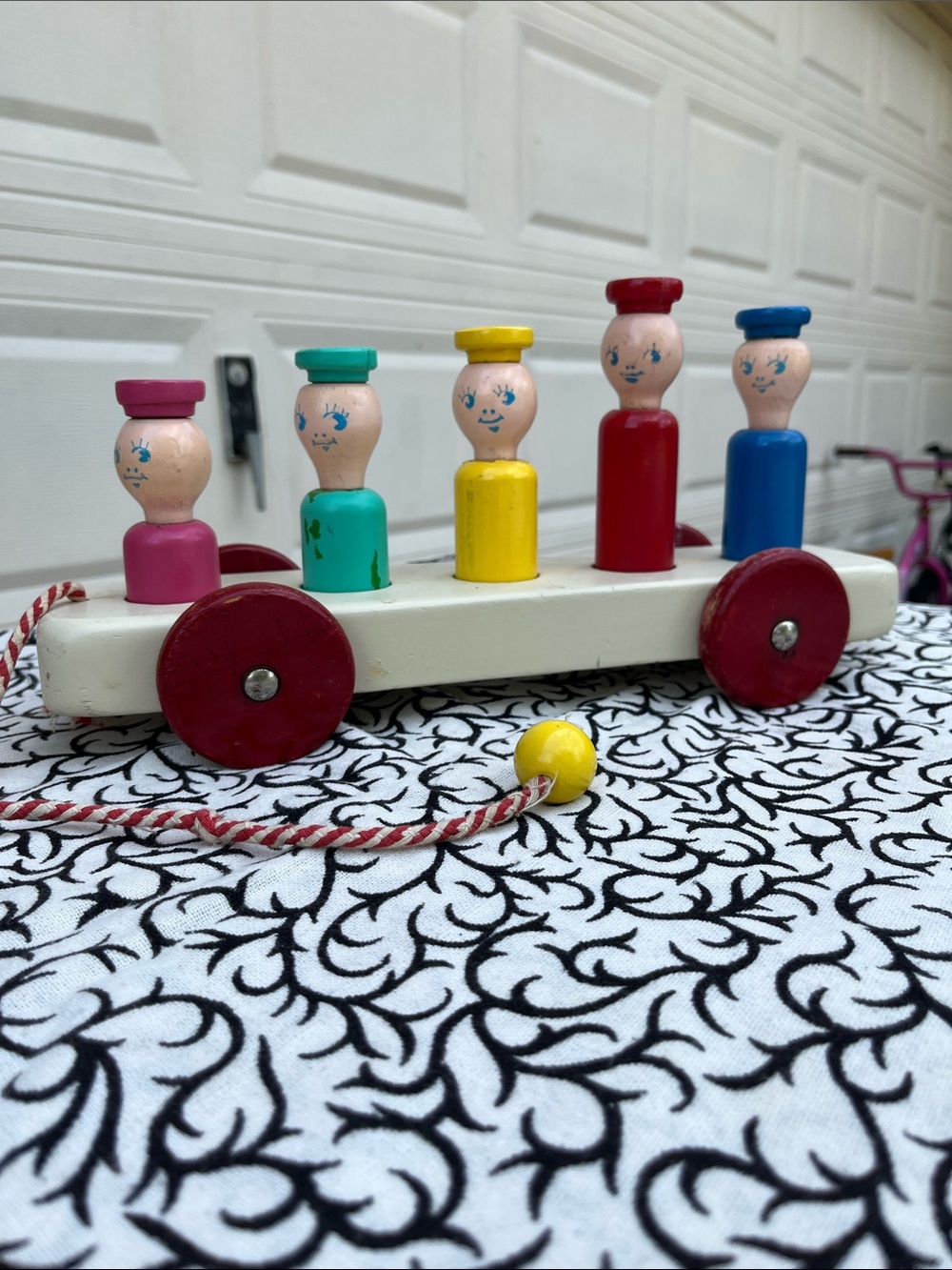 Vintage Playskool Wooden Pull-Along Peg Doll Train - Multicolor